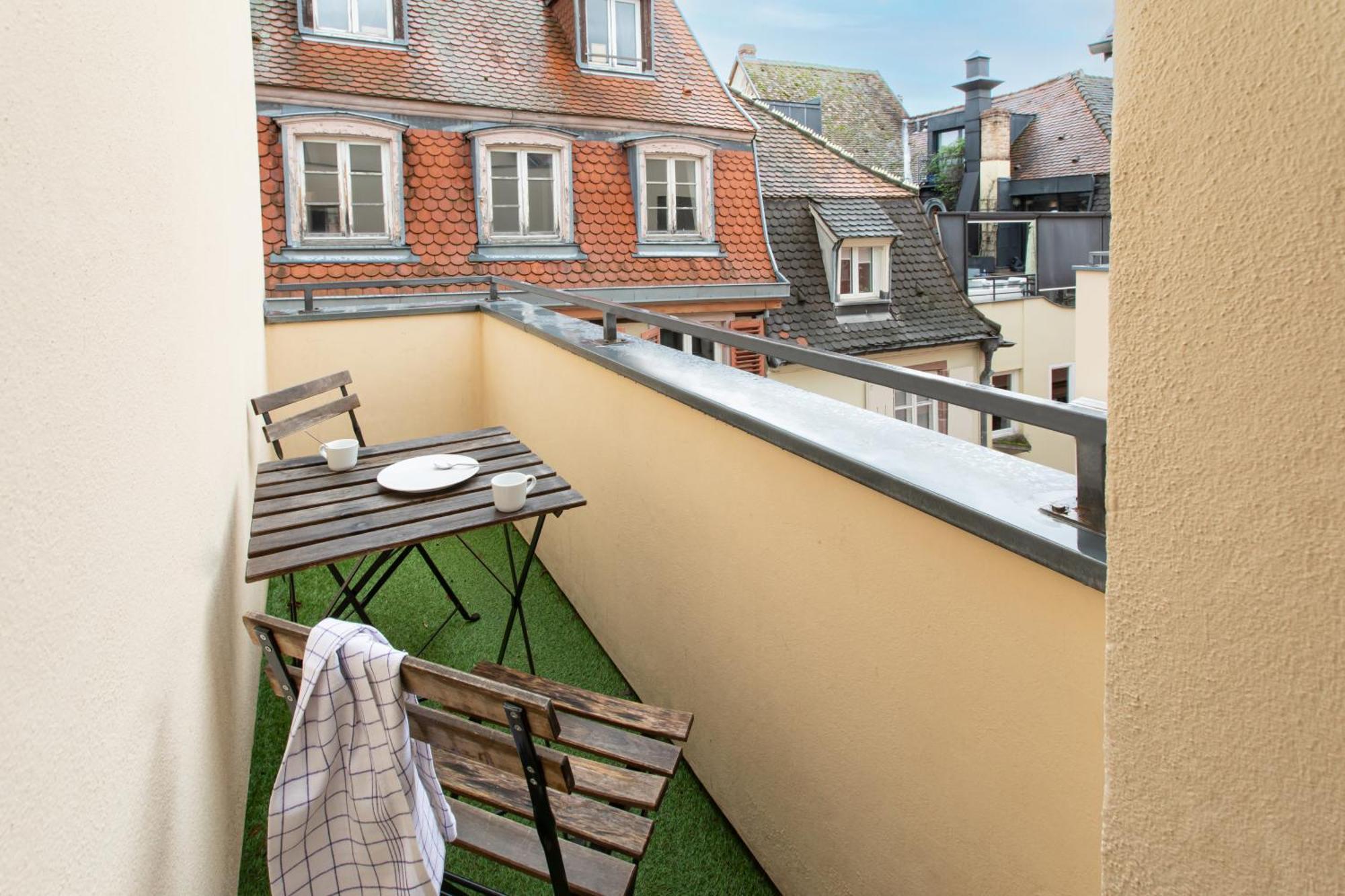 Nouveau - Le Discovery - Petite Venise Colmar Exterior photo